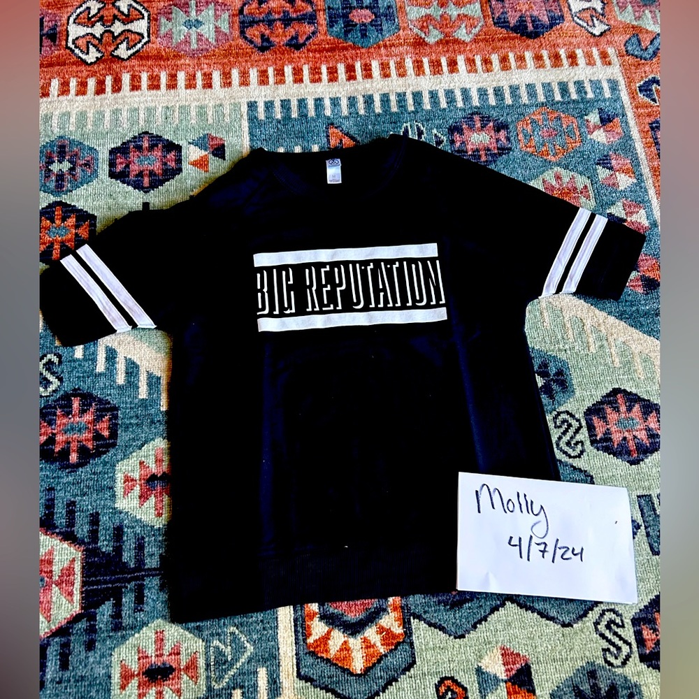 🐍🖤 RARE Taylor Swift Big Reputation Rep Era Sweater Tee Like New 🖤🐍